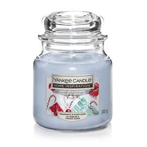 Yankee Candle Giara Media Fiocchi di Neve e Slitte 340gr